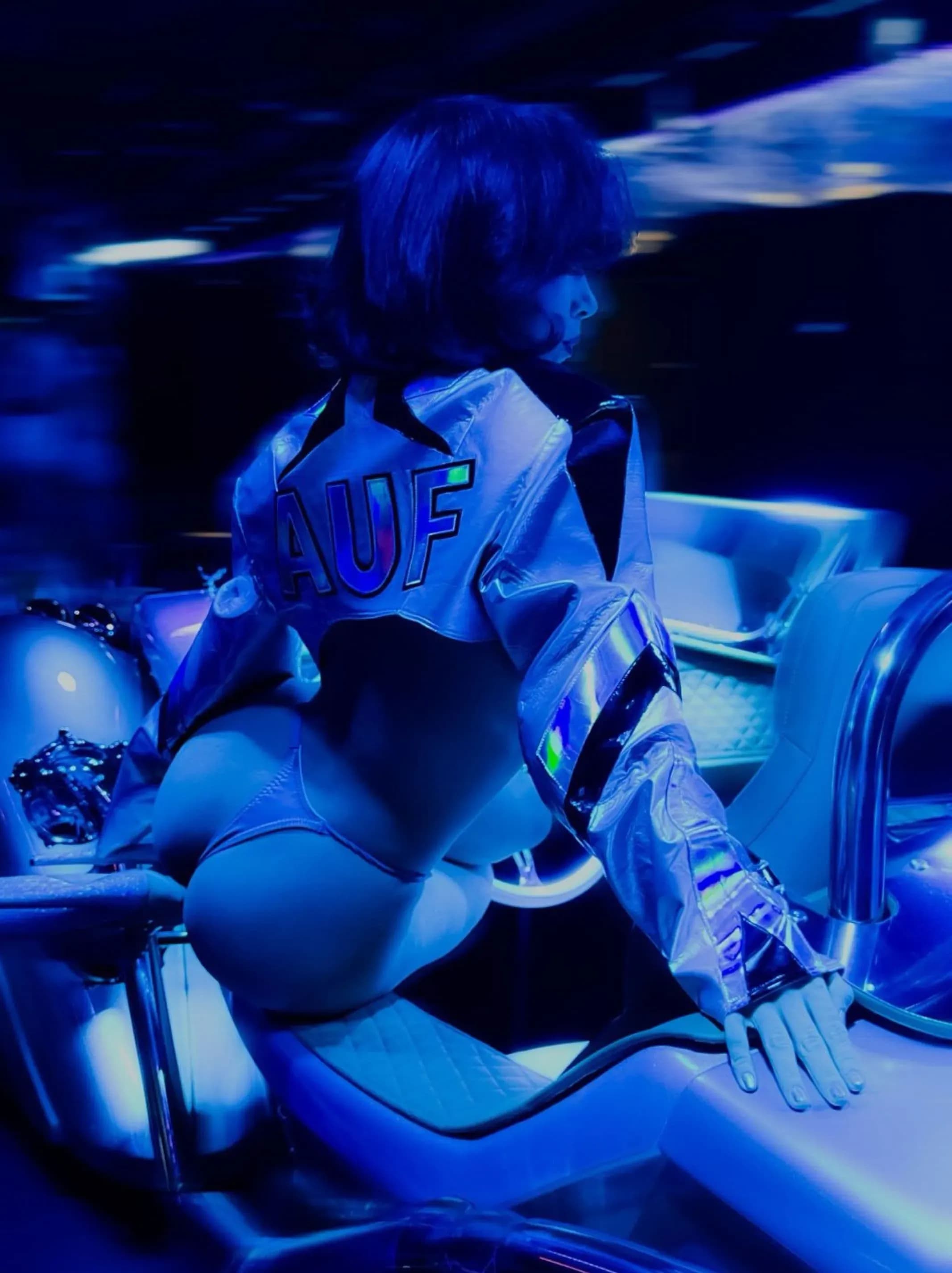 стриптиз бар стриптиз бар