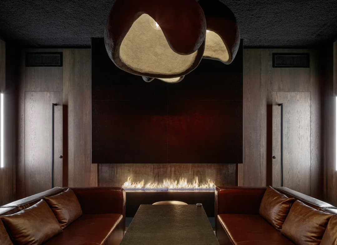 стриптиз клуб